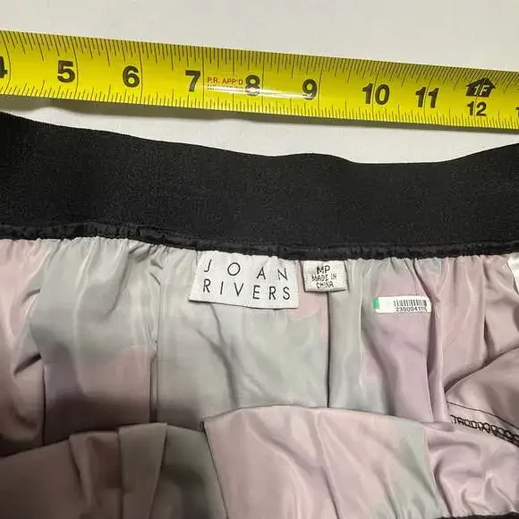 Joan Rivers - Picture 2 of 6